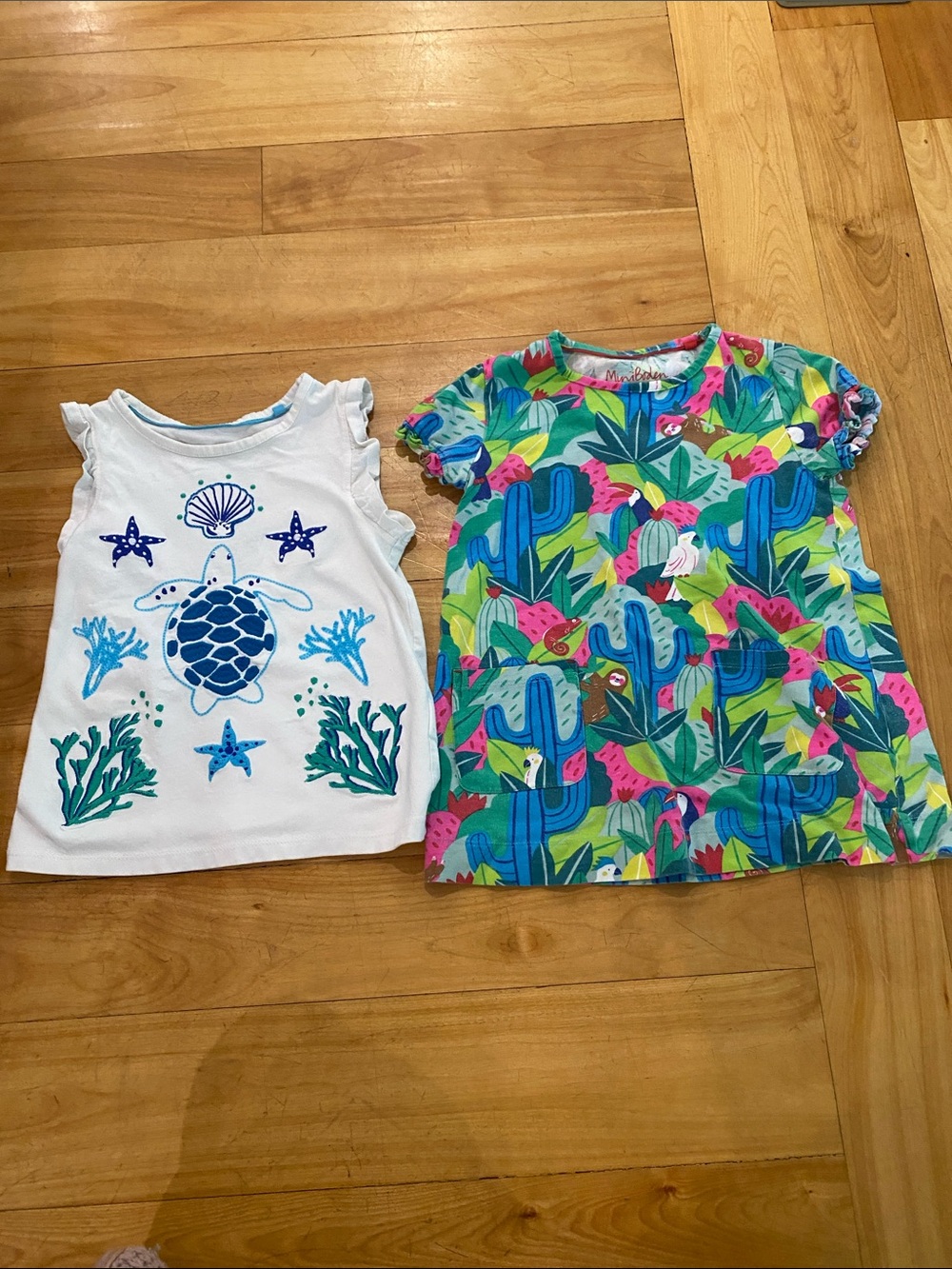 Mini Boden Multicolor Cactus & Parrot Short Sleeve Tee - Blue, Green, Pink